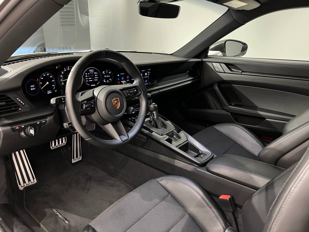 GT3 Touring — Exterior