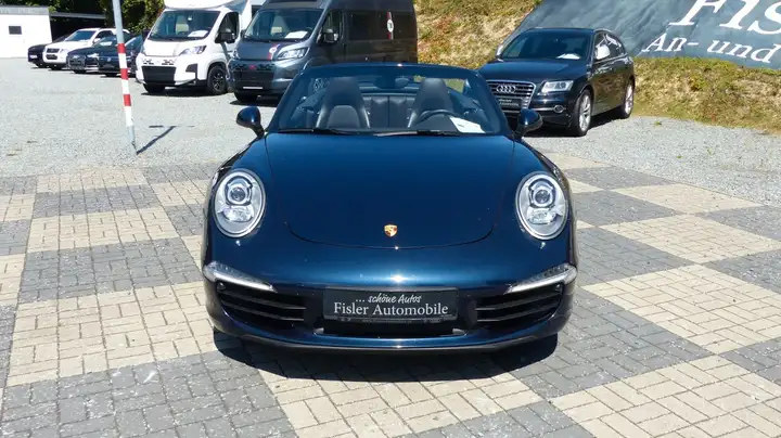 Carrera Cabriolet — Exterior