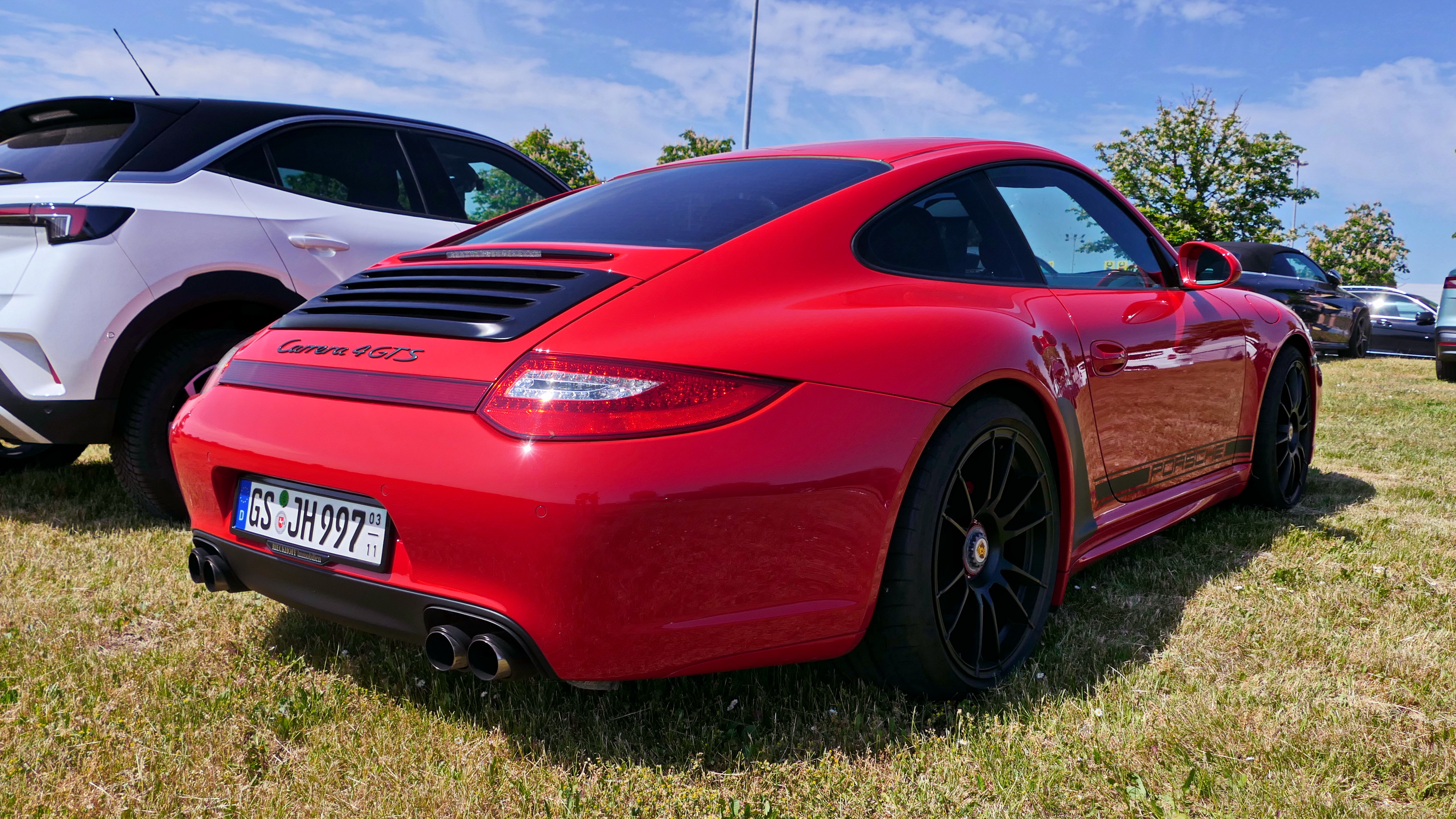 Carrera 4 GTS — Exterior