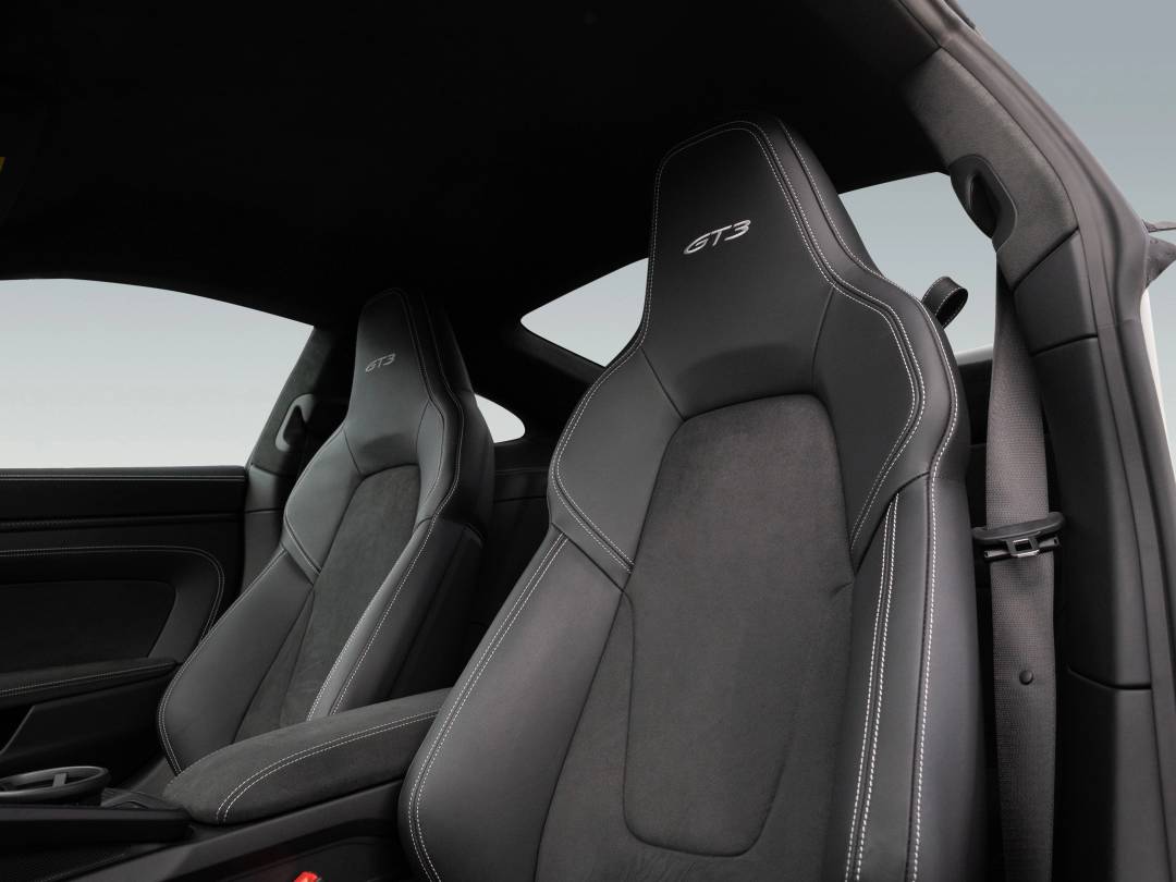 GT3 — Interior