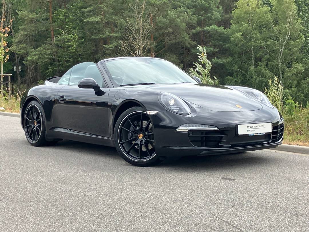 Carrera Cabriolet — Exterior