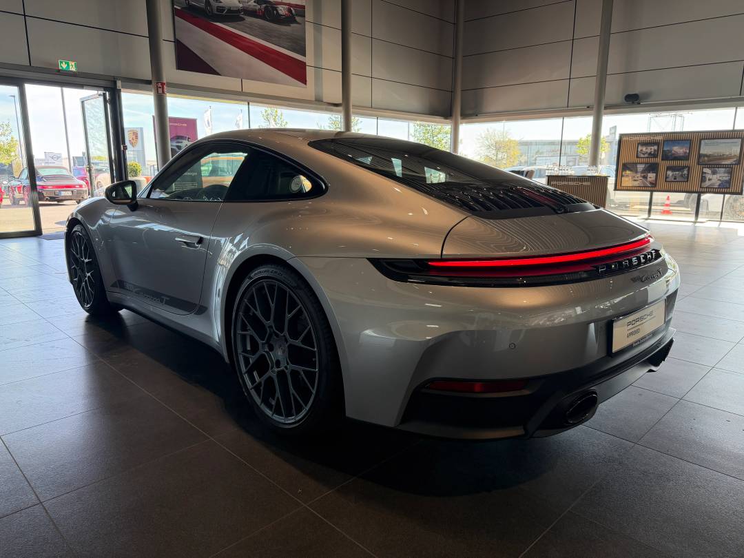 Carrera T — Exterior
