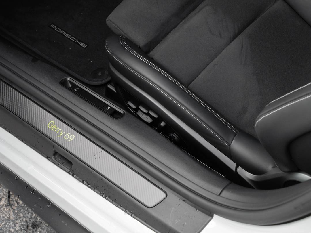 GT3 — Interior