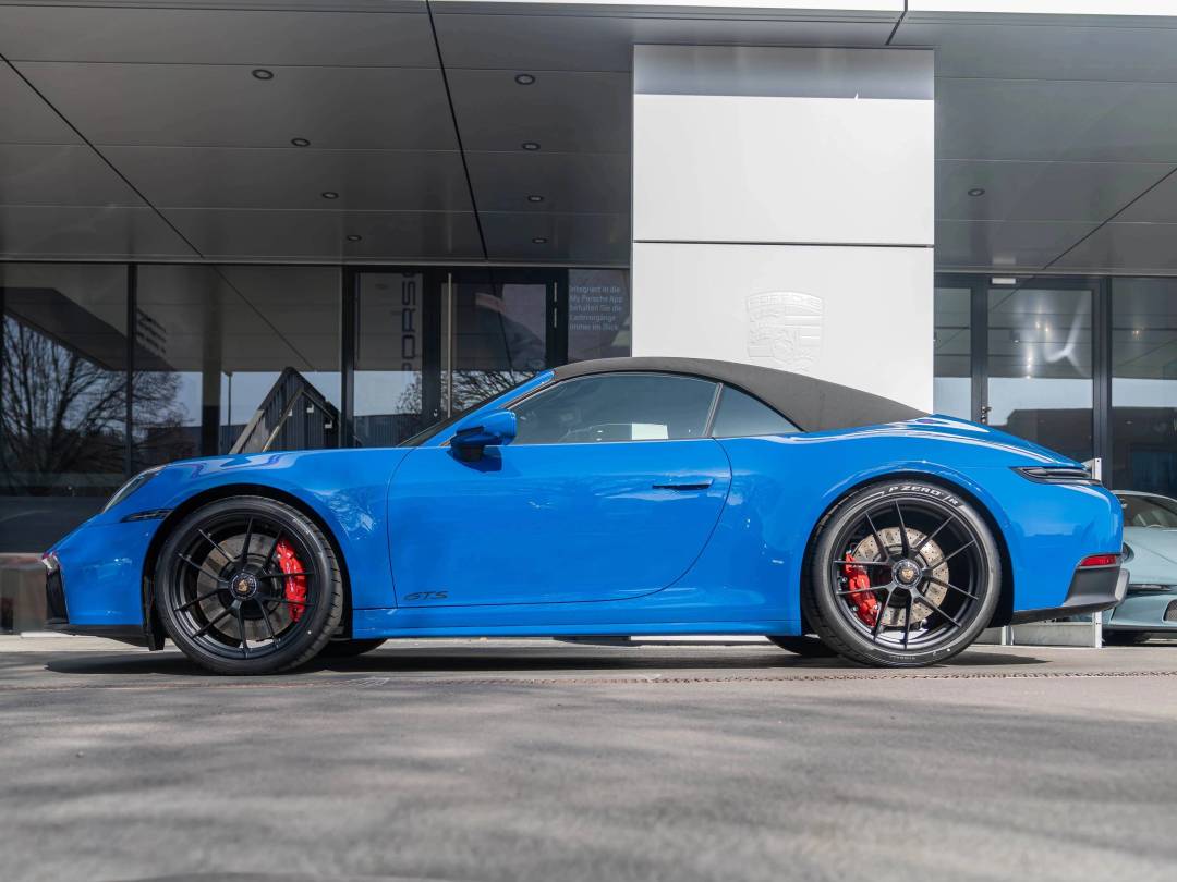 Carrera GTS T-Hybrid Cabriolet — Exterior