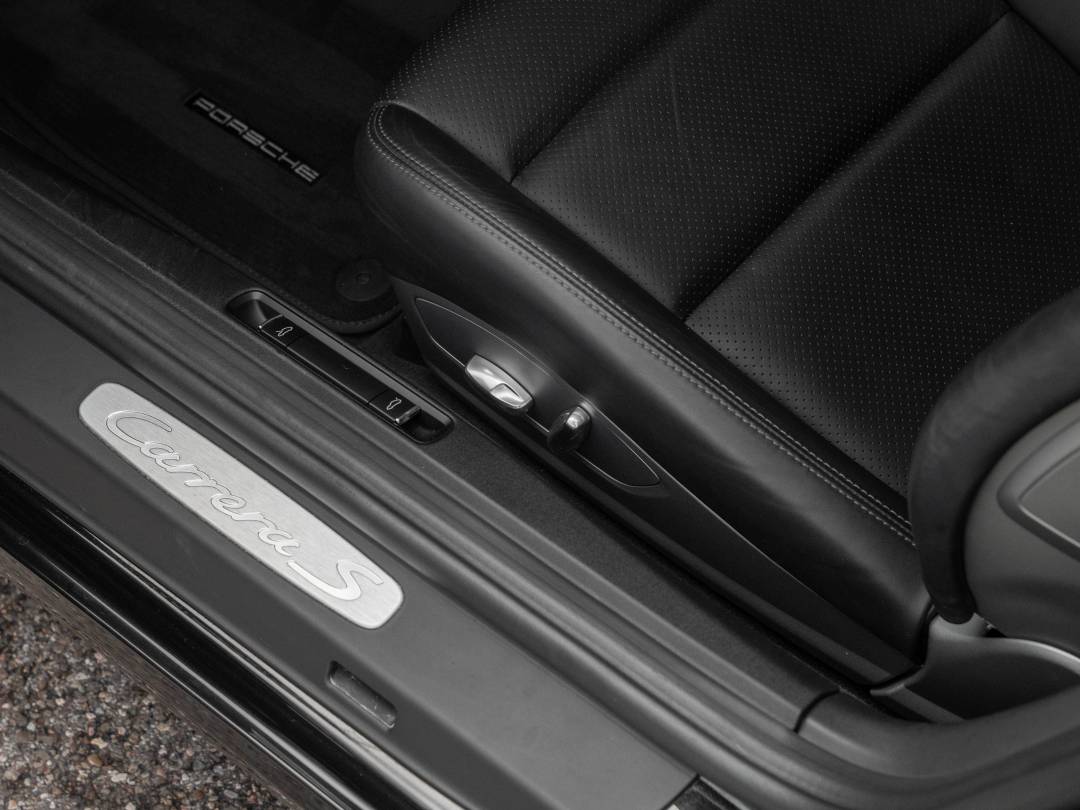 Carrera S — Exterior