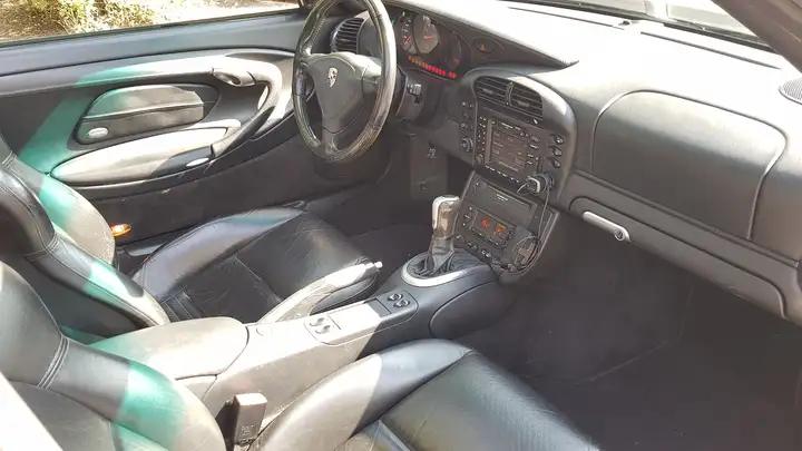Targa — Exterior