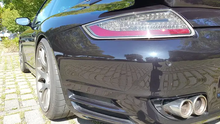 Targa — Exterior