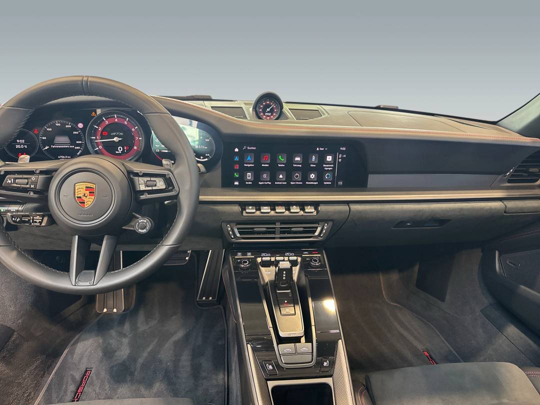 Targa 4 GTS — Interior