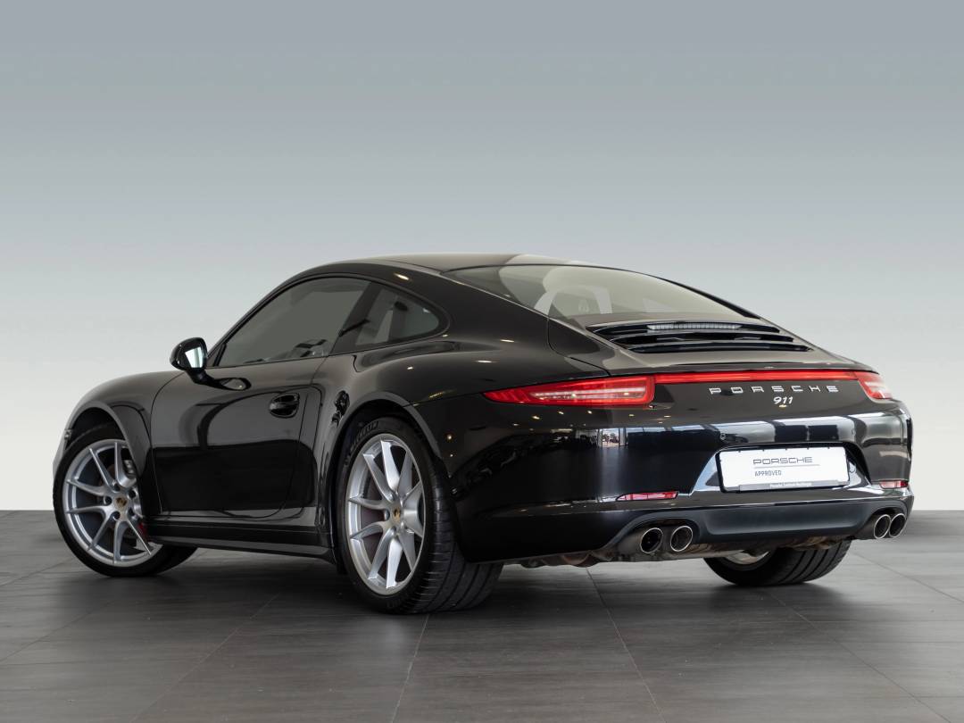 Carrera 4S — Exterior