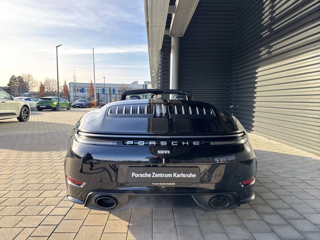 Carrera 4S Cabriolet — Exterior