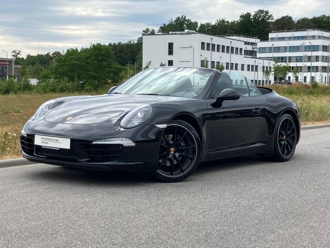 Carrera Cabriolet — Exterior