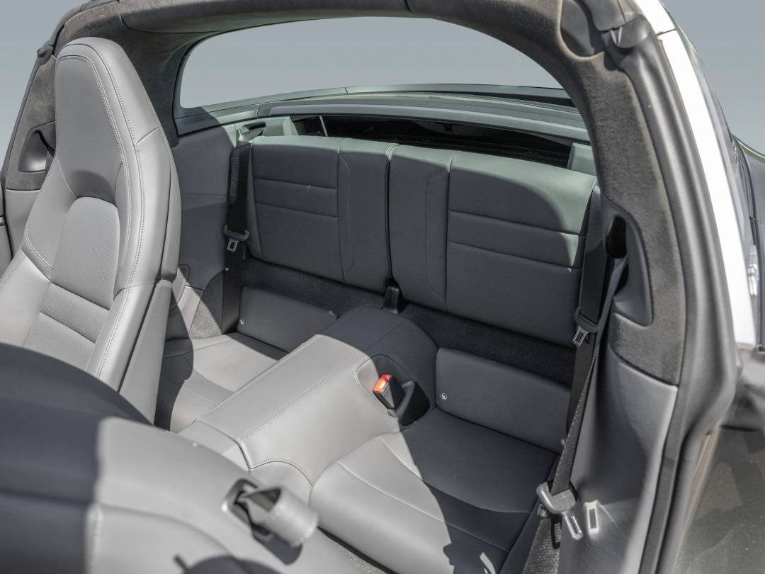 Targa 4S — Interior
