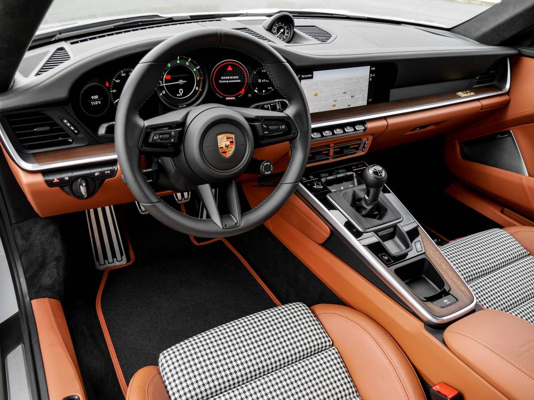 Sport Classic — Exterior