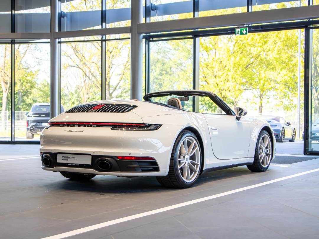 Carrera 4 Cabriolet — Exterior