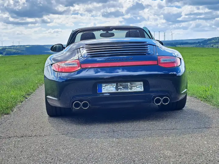 Carrera 4 Cabriolet — Exterior