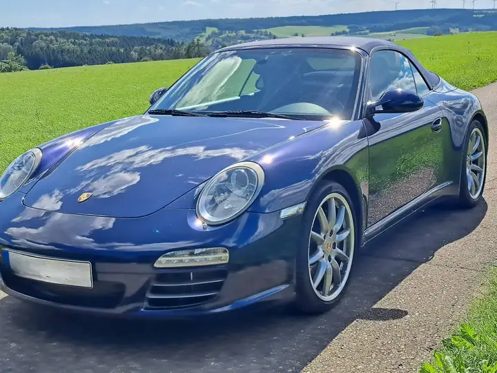 Carrera 4 Cabriolet — Exterior