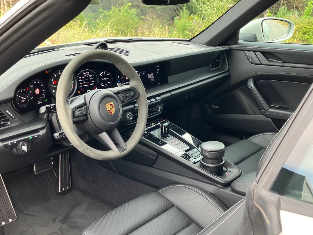 Carrera GTS Cabriolet — Exterior