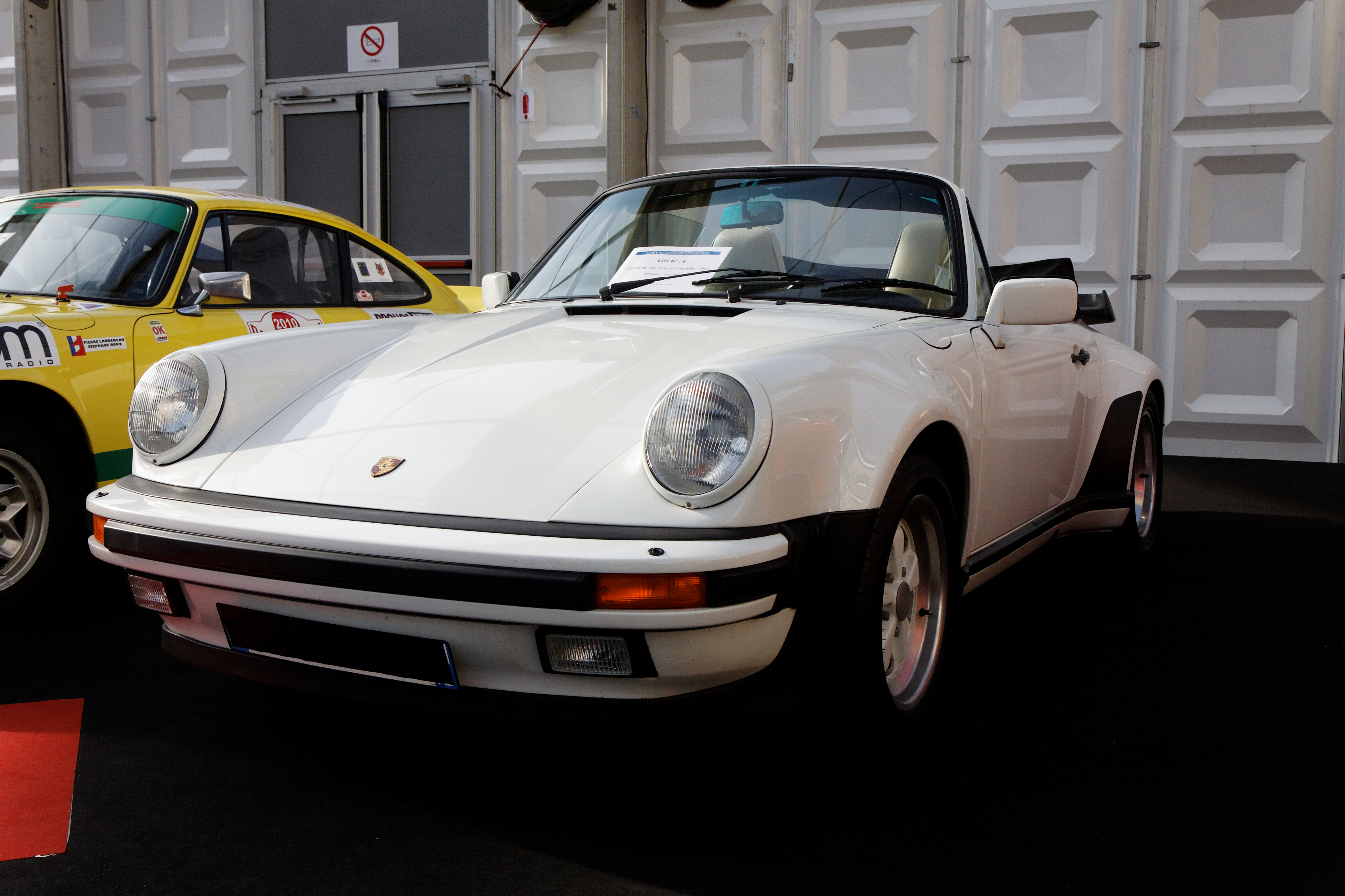 Turbo 3.3 Cabriolet — Exterior