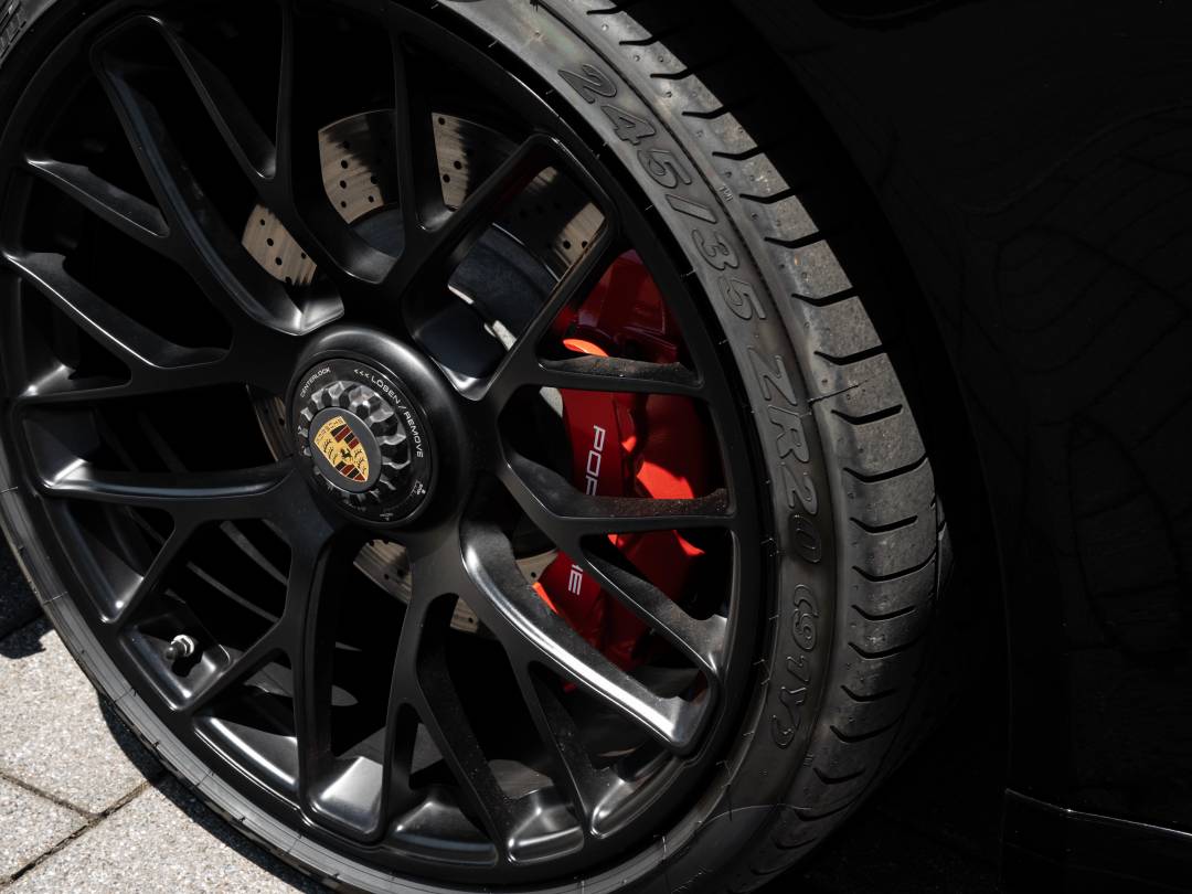 Carrera 4 GTS — Exterior