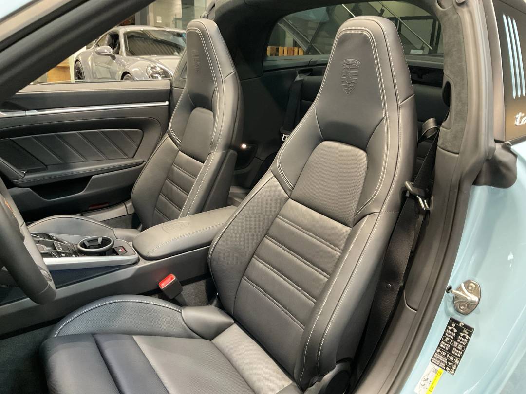 Targa 4S — Interior
