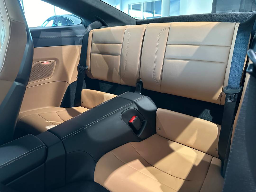 GT3 Touring — Interior