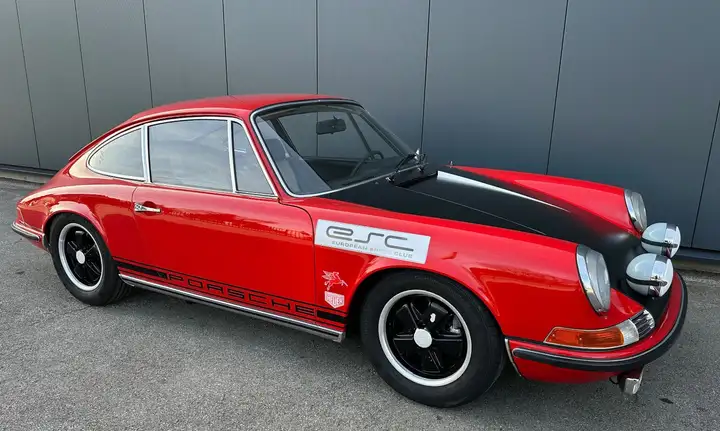 911 S 2.0 — Exterior