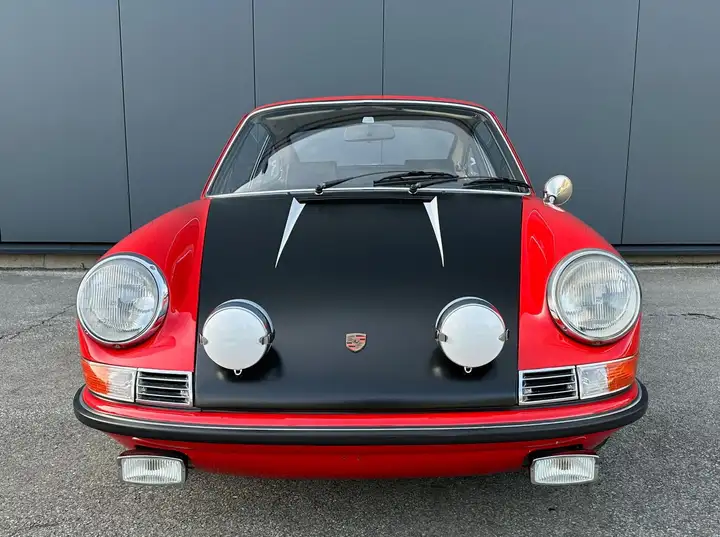 911 S 2.0 — Exterior