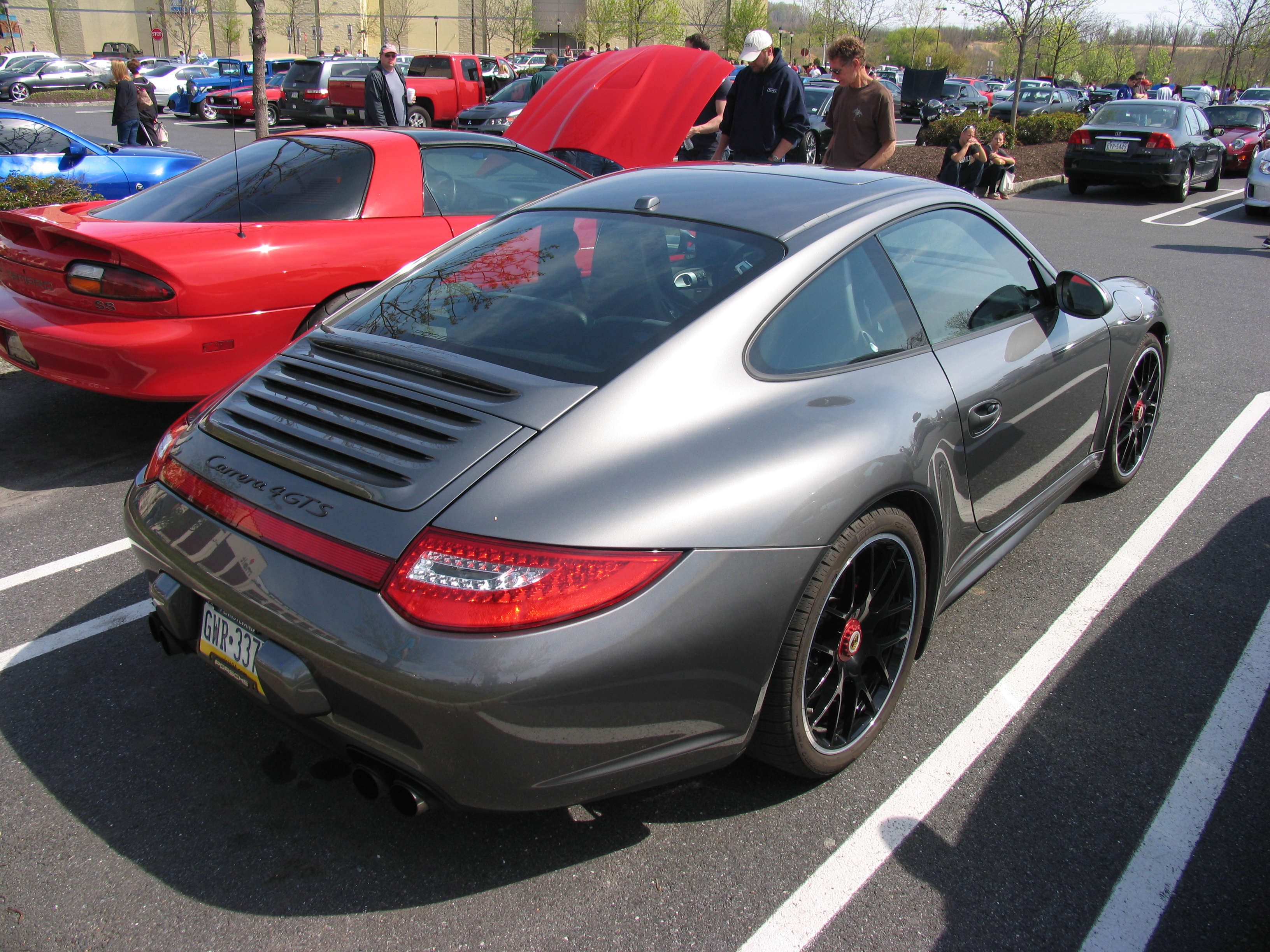 Carrera 4 GTS — Exterior