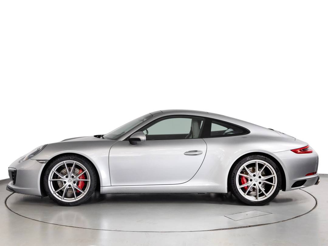 Carrera S — Exterior