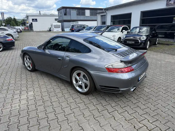 Turbo — Exterior
