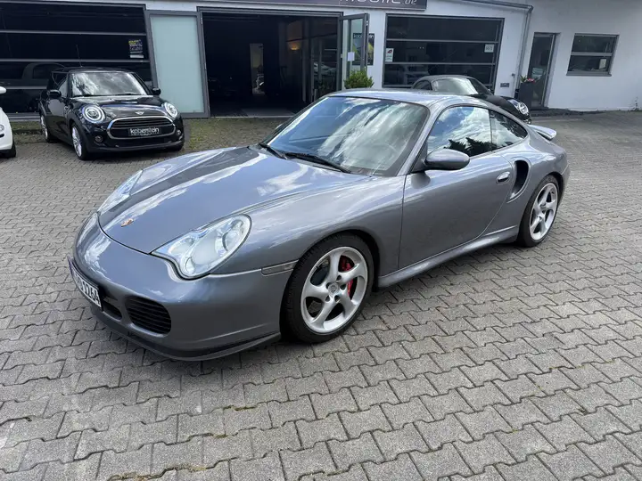Turbo — Exterior