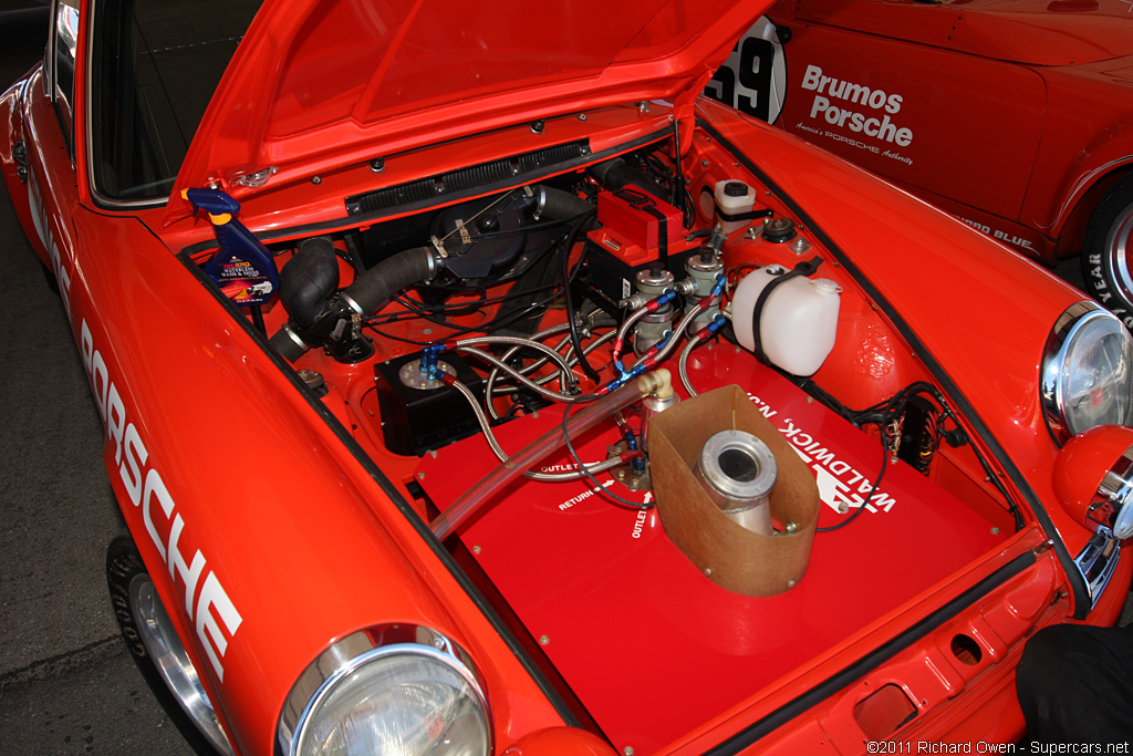 911 S 2.2 — Exterior