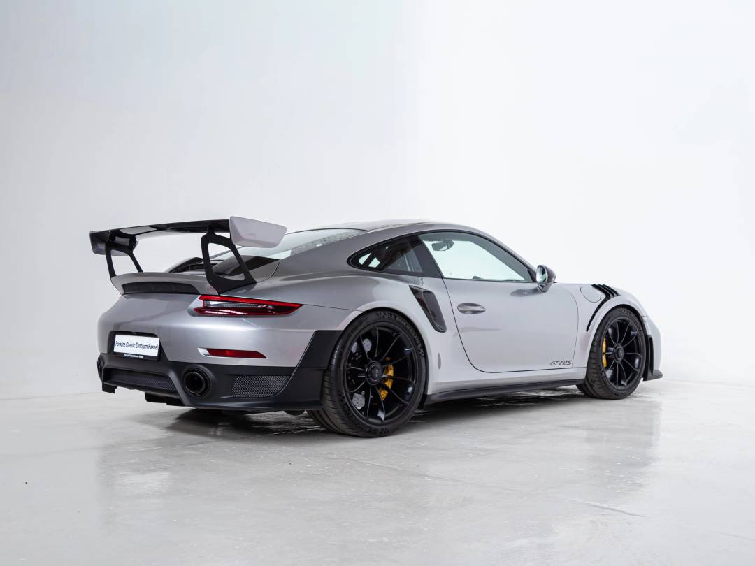 GT2 RS — Exterior