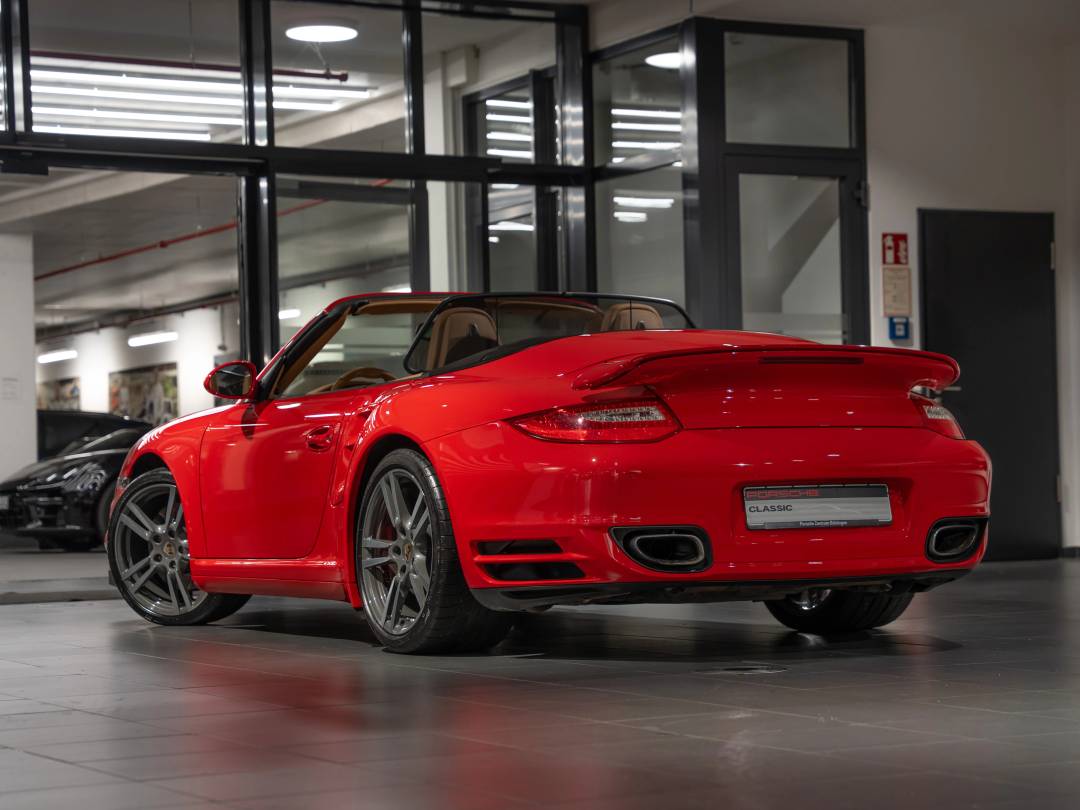 Turbo Cabriolet — Exterior