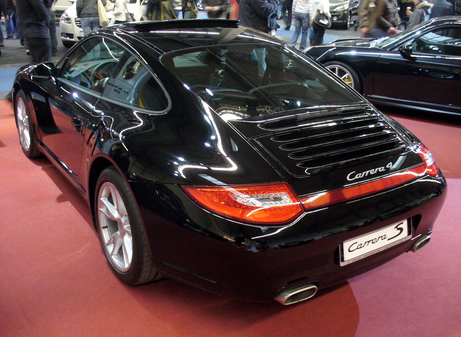 Carrera 4 — Exterior
