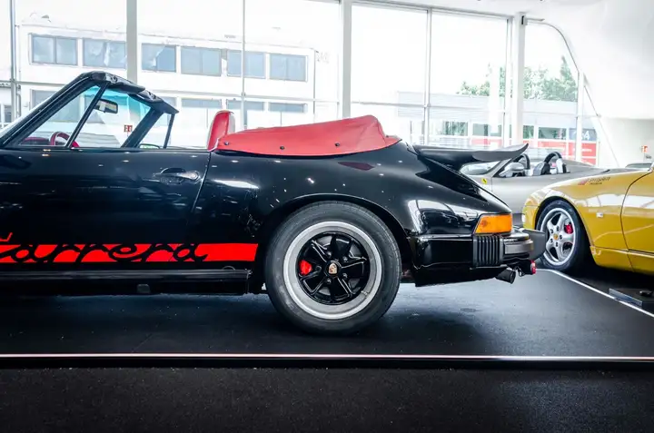911 SC Cabriolet — Exterior