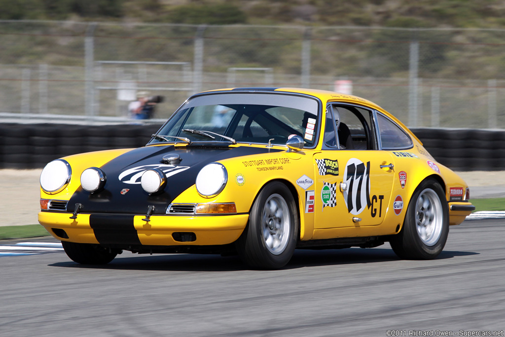 911 S 2.2 — Exterior