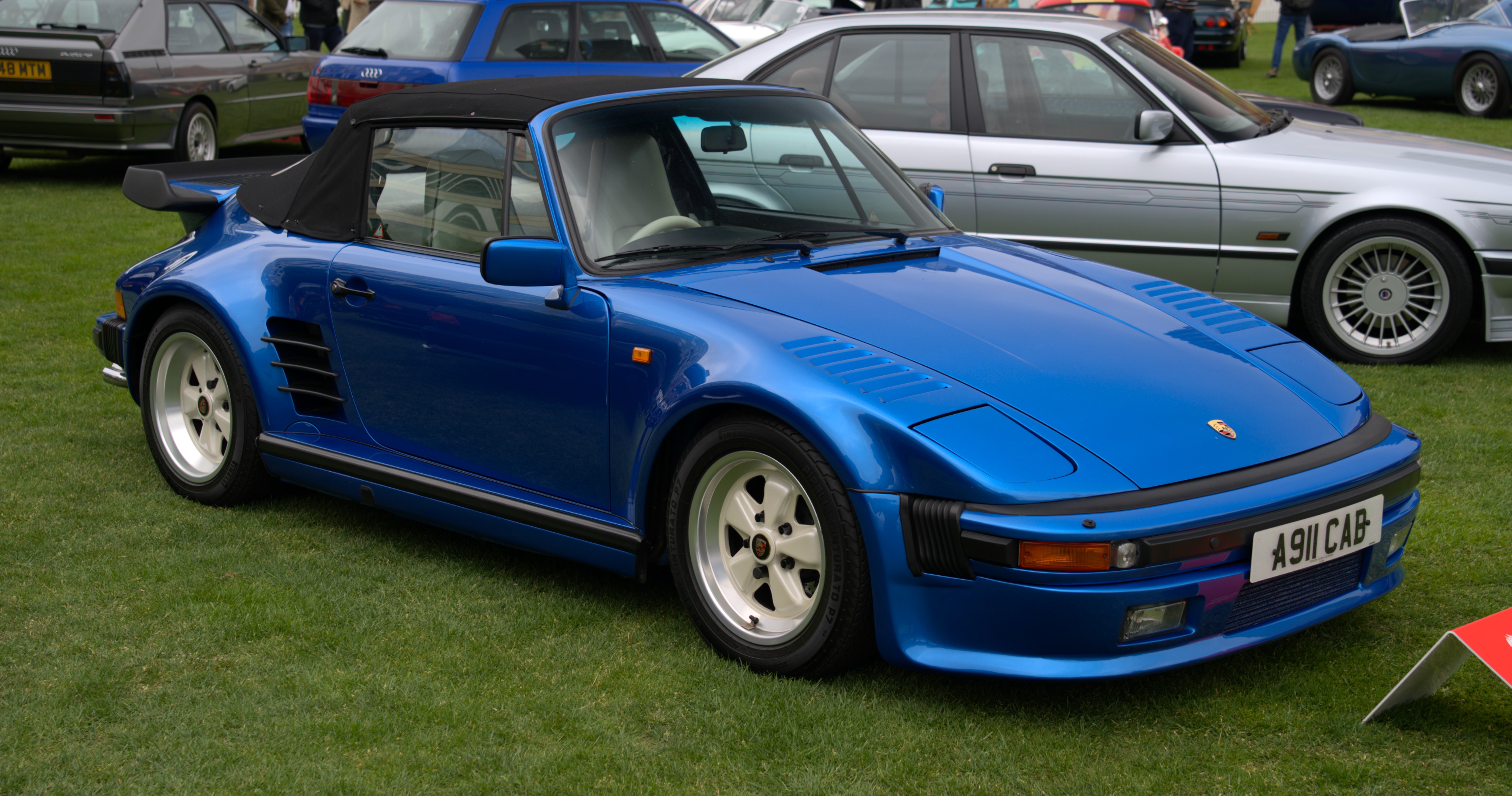 Turbo Flachbau (slant nose) — Exterior