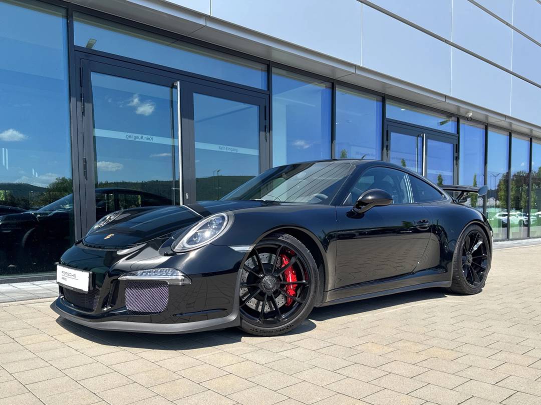GT3 — Exterior