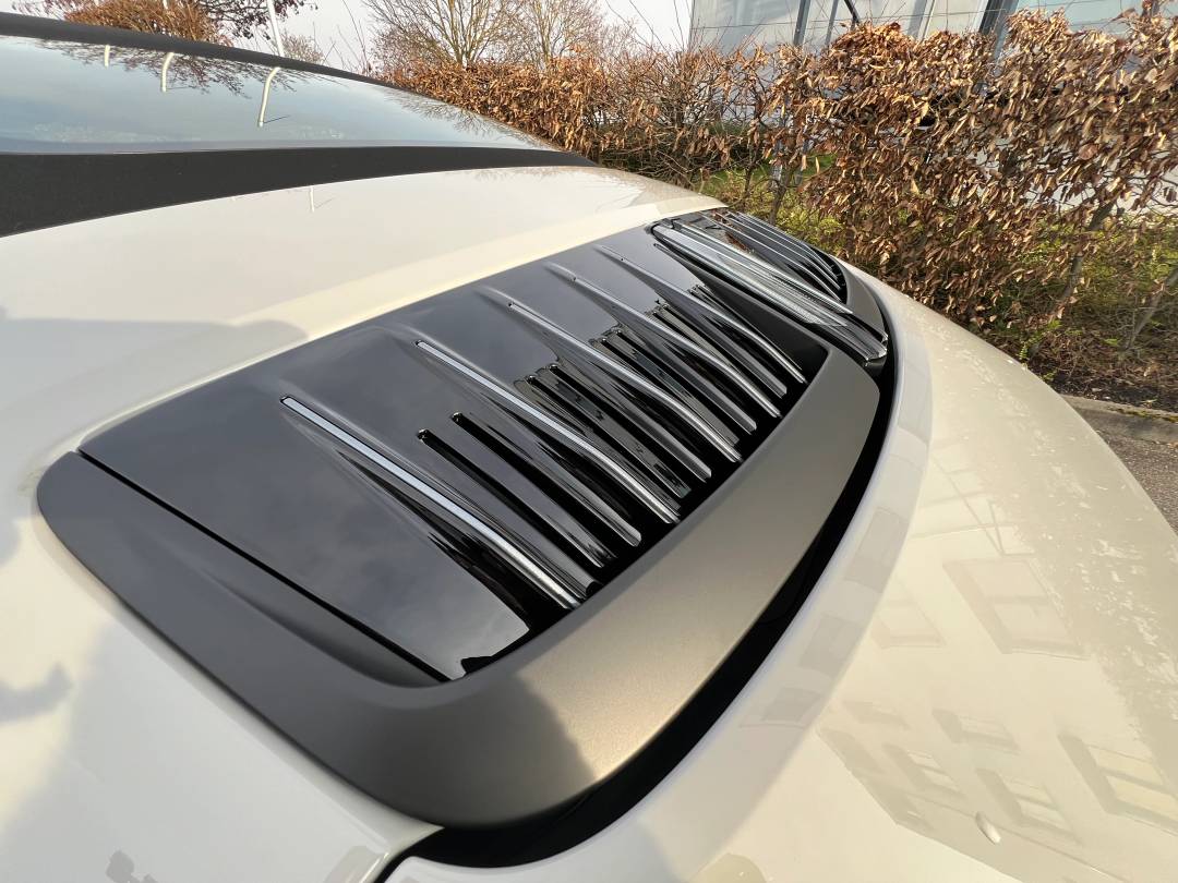 Carrera T Cabriolet — Exterior