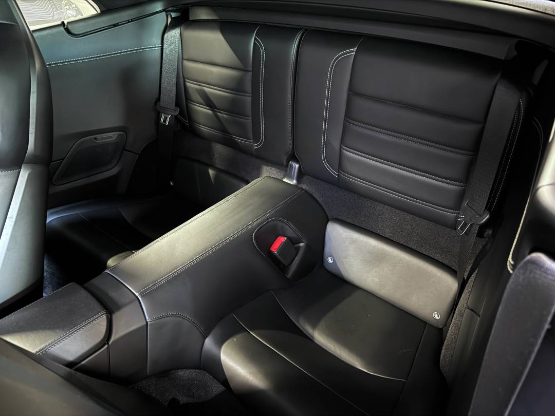Turbo Cabriolet — Interior