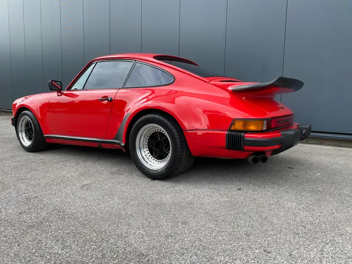 Turbo 3.0 — Exterior