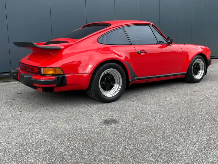Turbo 3.0 — Exterior