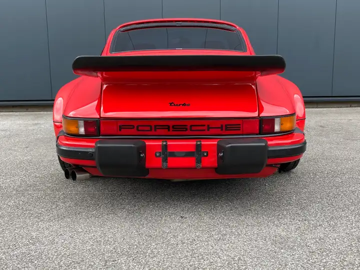 Turbo 3.0 — Exterior