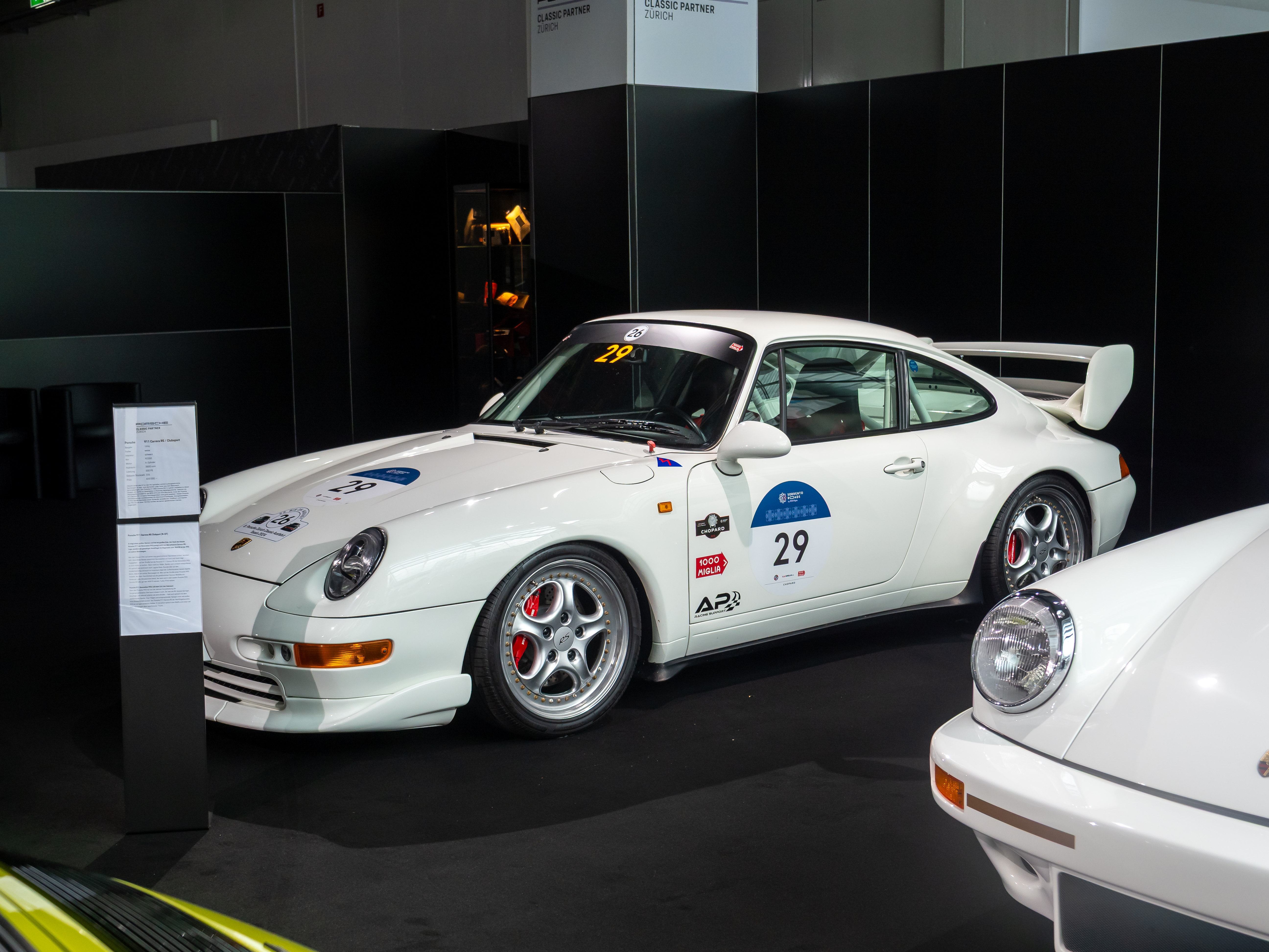 Carrera RS — Exterior
