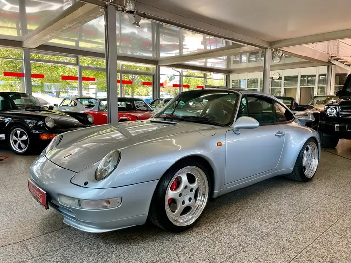 Targa — Exterior