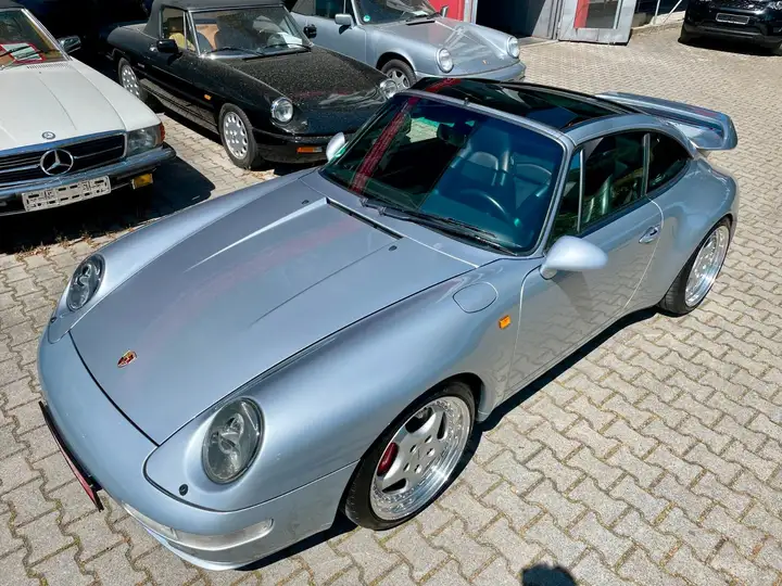 Targa — Exterior
