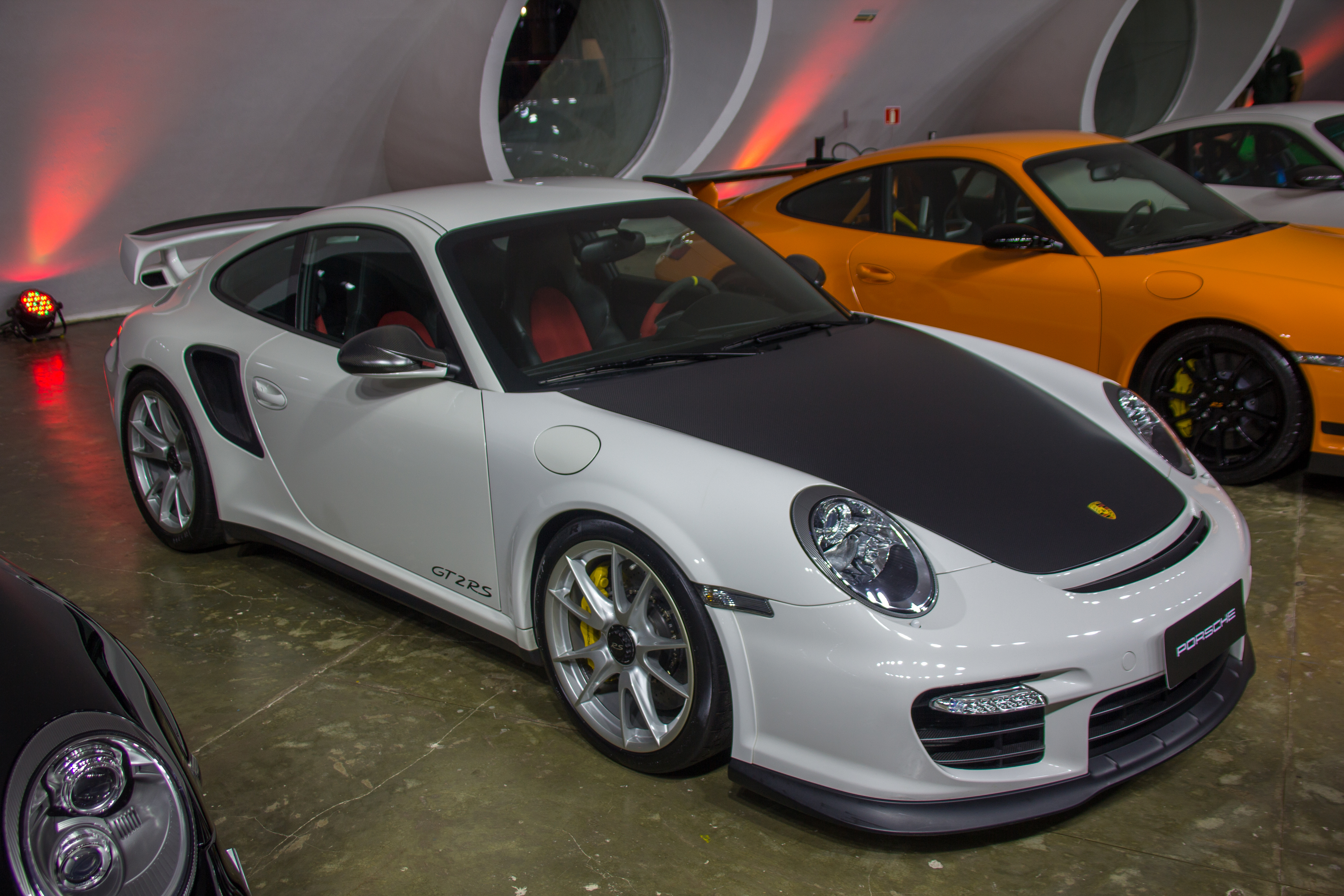 GT2 RS — Exterior