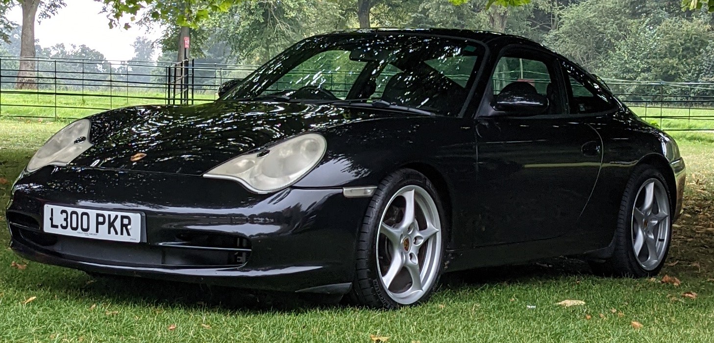 Carrera 4 — Exterior