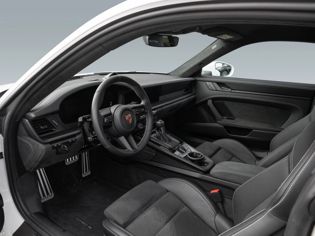 GT3 — Exterior